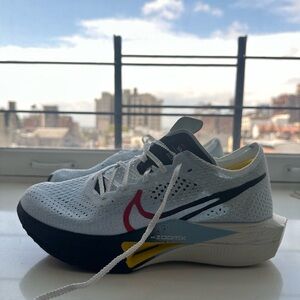 Nike Vaporfly 3 - Brand New Never Worn M9.5/W11